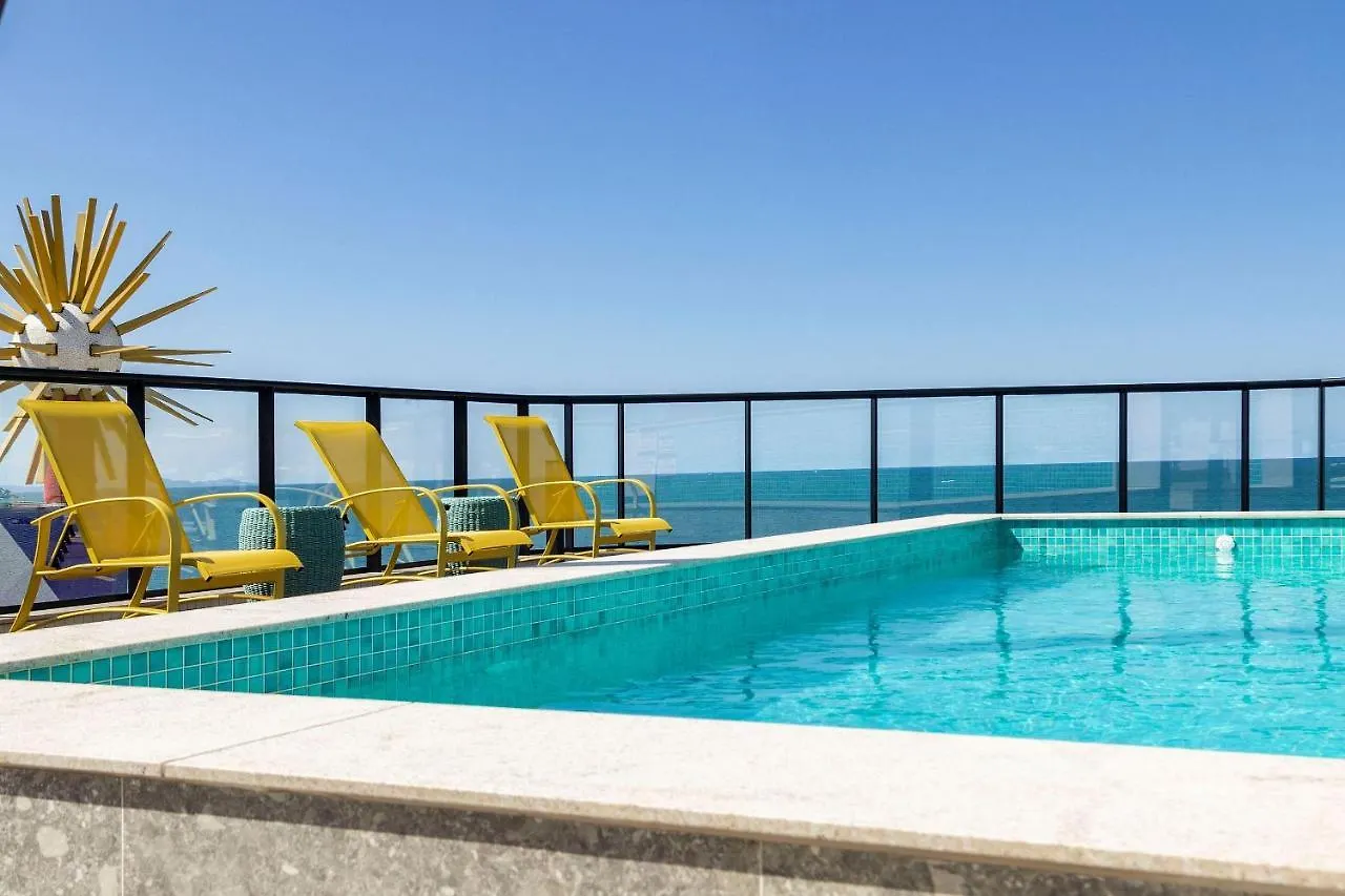 Aion Suites 303 - Lindo Apartamento Com Vista Para O Mar, A 60M Da Praia De Bombinhas, Com Piscina E Academia No Rooftop. Apartmán Bombinhas